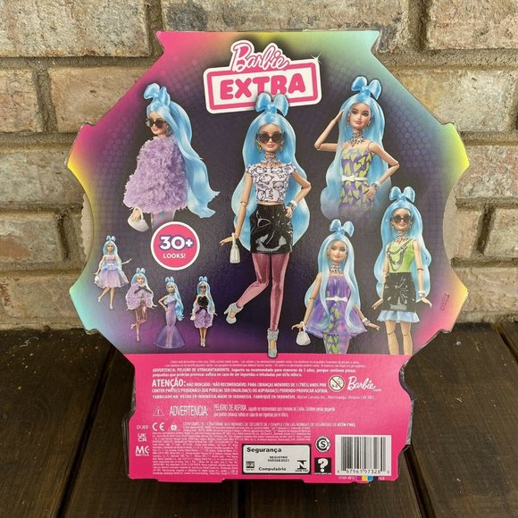 Barbie EXTRA DELUXE Doll 30+ Looks Accessories Blue Hair Bow Cat 2021 New GYJ69 - Picture 3 of 5